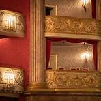 When was Munich National Theatre built?2