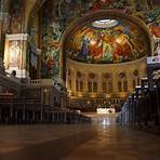 basilica santa terezinha lisieux frança imagens2