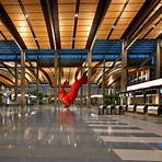 which is the best airport to fly into in kalamazoo california1