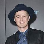 lucas grabeel age2