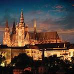 what type of architecture does prague castle have in real life2