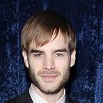 David Gallagher1