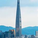 How do you get to the observation deck at Lotte World Tower?2