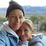 abby wambach and glennon doyle after the game3