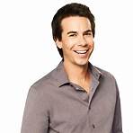 Who are Jerry Trainor parents?4