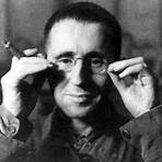 Bertolt Brecht wikipedia3