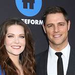 hallmark actor sam page and his girlfriend wife2
