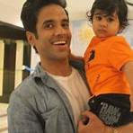 tusshar kapoor wife4