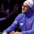 Antonio Esfandiari3