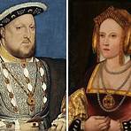 What did the Queen promise Mary in 1534?4