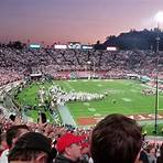 how many people can attend the rose bowl live1