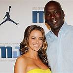 What did Juanita Jordan do after marrying Michael Jordan?2