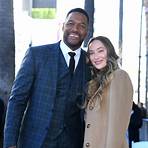 Is Michael Strahan married?4