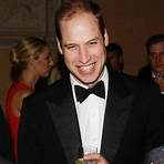 prince william at 18 feet high and 4 cm tall4