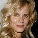 Lori Singer3