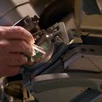 How hard is it to edit a Moviola?3