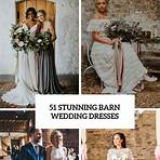 wedding dress photos on barn door1