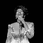 How did Aretha Franklin interpret songs?3