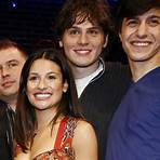 Who are Lea Michele and Jonathan Groff?1