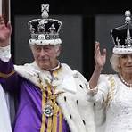 Qui a salué le couronnement de Charles III ?4