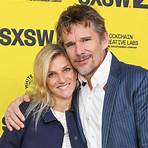 ethan hawke e esposa2