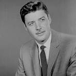 Guy Williams3