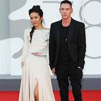 When did Wolf Rhys Meyers get married?2