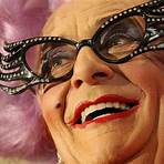 barry humphries dame edna3