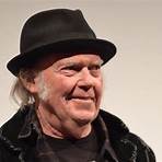 Is Neil Young dead or still alive?4