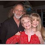 where did barbara nicks grow up on general hospital in real life1
