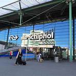 Is Amsterdam Schiphol a good airport?1