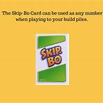 How do you play SKIP BO cards?1