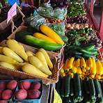 barry davis produce stand2