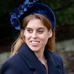 princess beatrice of the united kingdom and queen3