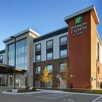 Holiday Inn Express & Suites Milwaukee - Brookfield Brookfield, WI3