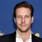 Luke Bracey2