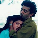 Did Sunny Deol have a love affair with Dimple Kapadia?4