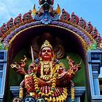 Does Mariamman have a priest?2