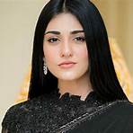 Sarah Khan1