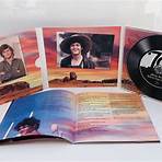 When does Dolenz sings Nesmith come out?4