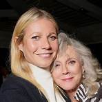 who is blythe danner dating now3