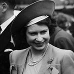 chic & classic: queen elizabeth ii family tree pictures images free1