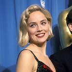 Did Sharon Stone style herself for the 1992 Oscars?2