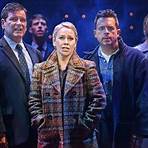 How many Blood Brothers performances did Bill Kenwright make?1