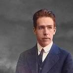 Aage Niels Bohr1