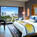 where is the best hotel in singapore with view3
