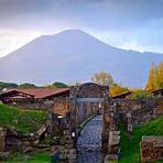 what are some interesting facts about pompeii volcano4