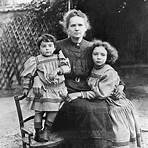 marie and pierre curie2