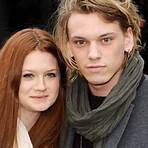 bonnie wright and jamie campbell bower4