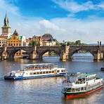 what are the physical attractions and landmarks of prague in europe4